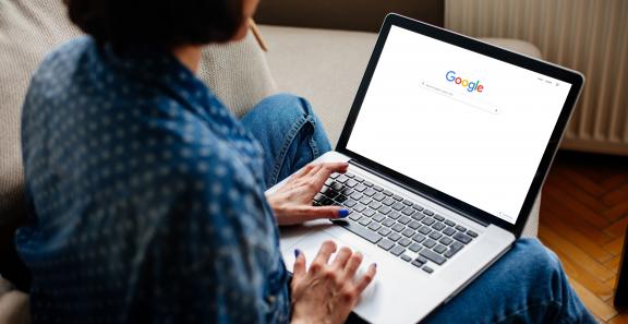 Consumer and Privacy Groups Urge Google to Post a Link to Its Privacy Policy from Its Home Page